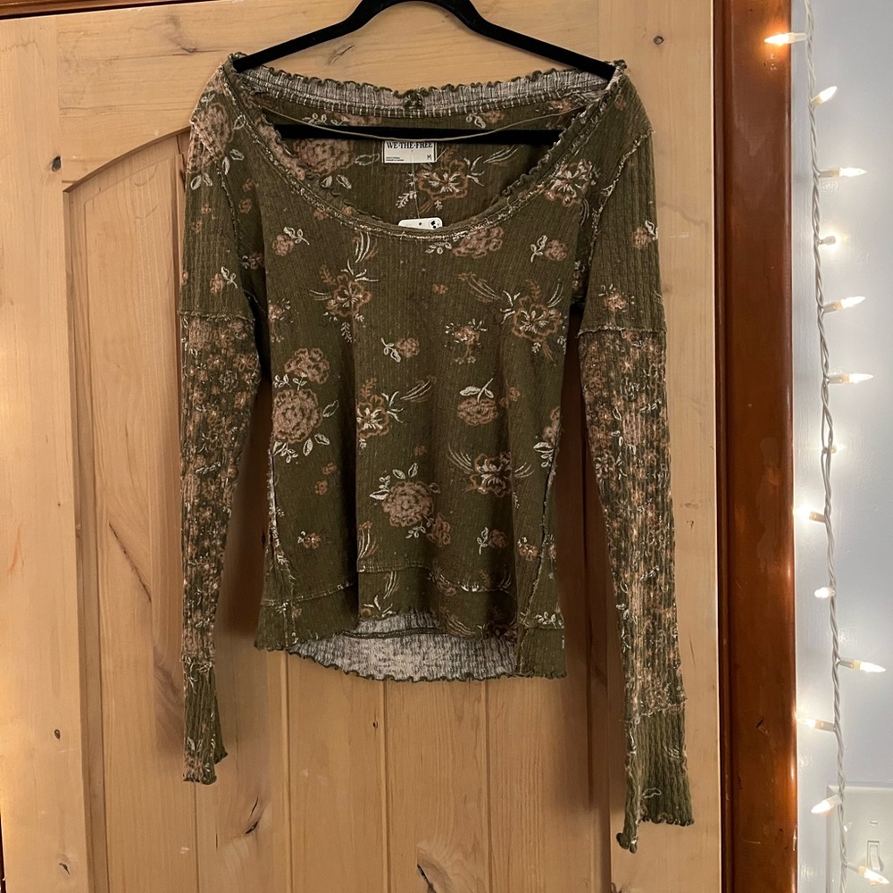 The the free long sleeve
